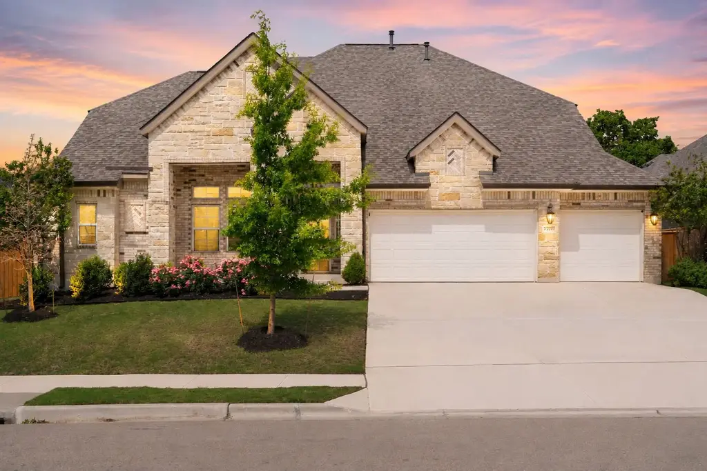 2213 Adonai Trail, Leander