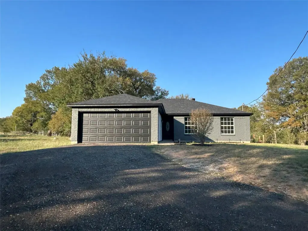 147 Shoreside Drive, Bastrop
