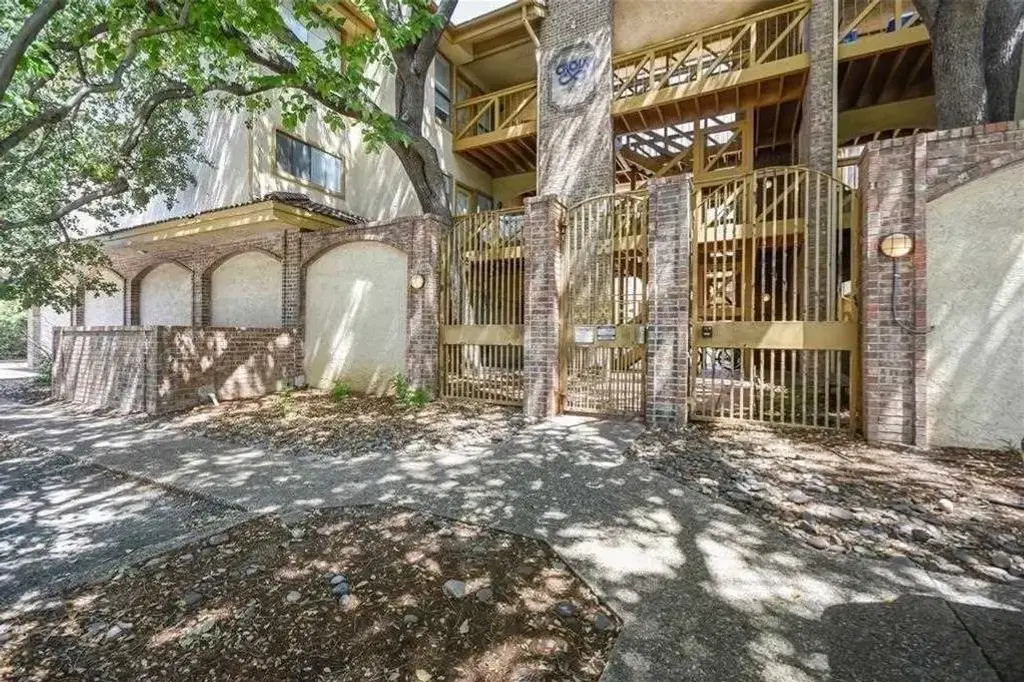 806 W 24th Street 218, Austin