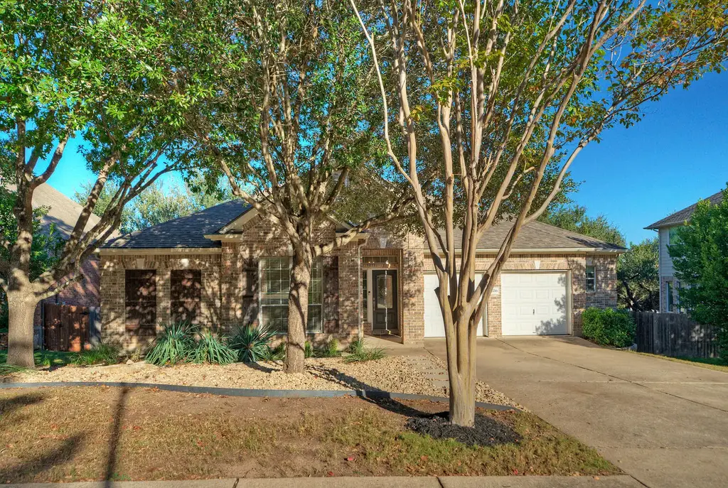 7216 Via Correto Drive, Austin