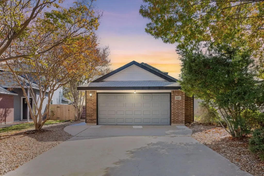 2127 Redwing Way, Round Rock