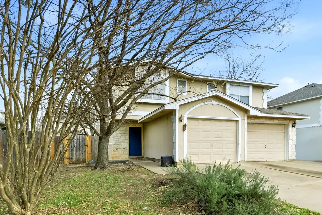 8102 Willet Trail A, Austin