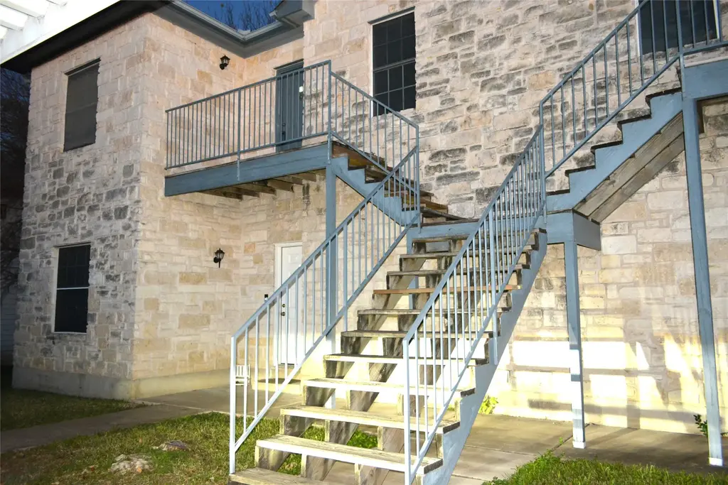 3102 Northwest Boulevard A, Georgetown