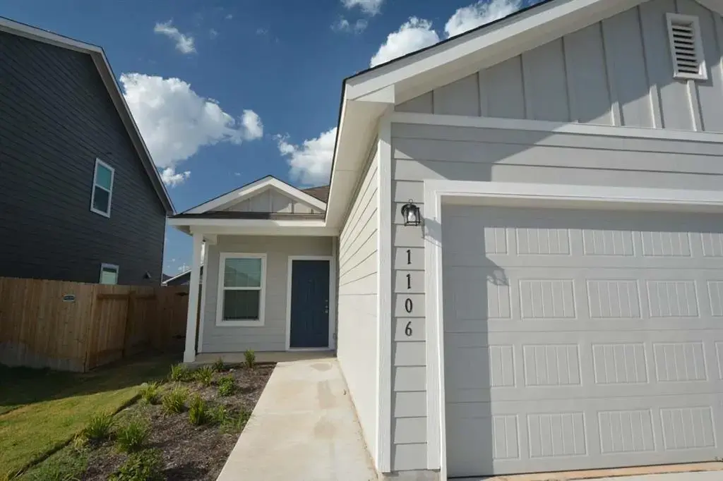 1106 Minnow Lane, Bastrop