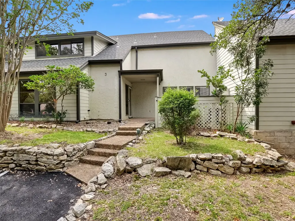 3 Casa Verde Street, Lakeway