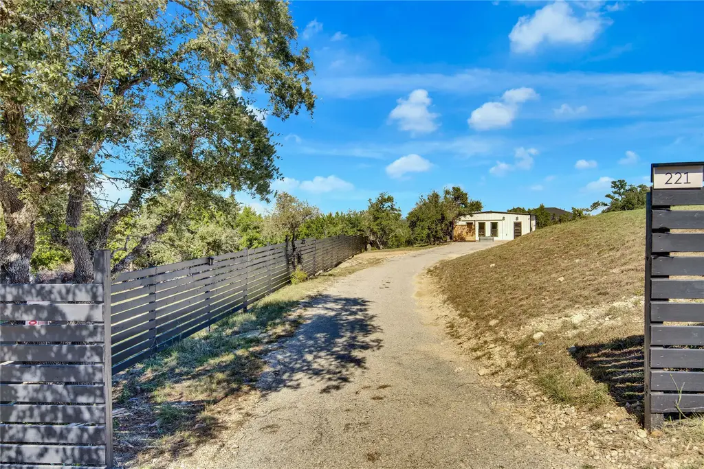 221 Hilltop Drive, Dripping Springs