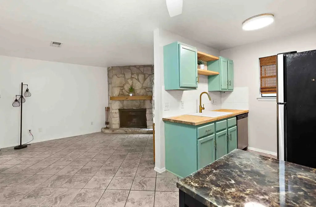 4307 S 1st Street 106, Austin