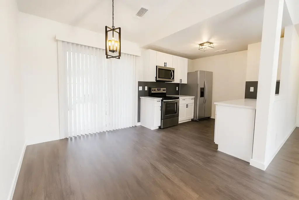 1015 E Yager Lane 51, Austin