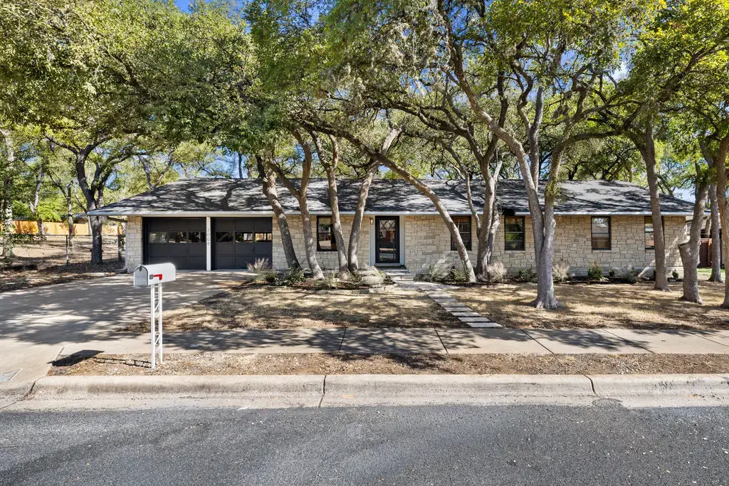 2008 Matthews Lane, Austin