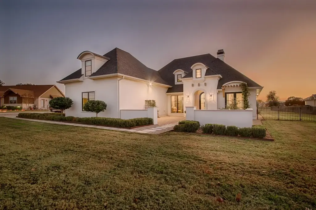 103 River Bend Drive, Kingsland
