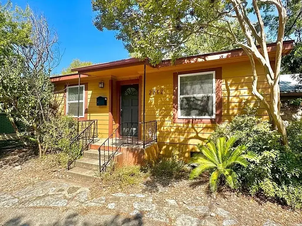 2712 Windsor Road, Austin