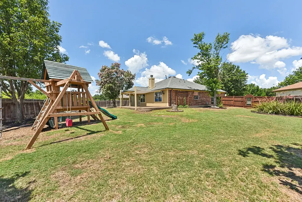 217 Newport Landing Place, Round Rock