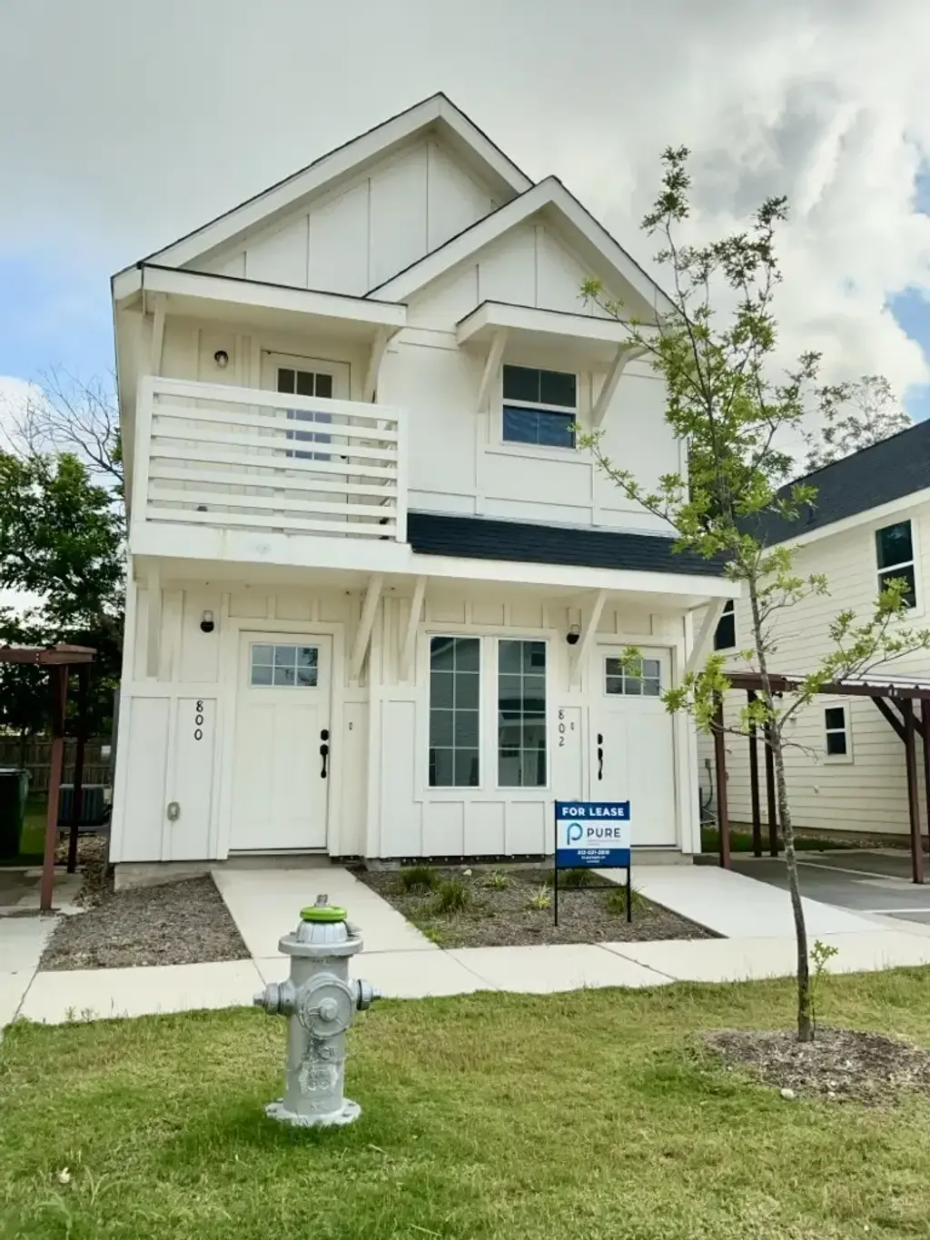 2002 W 2nd Street 802, Taylor