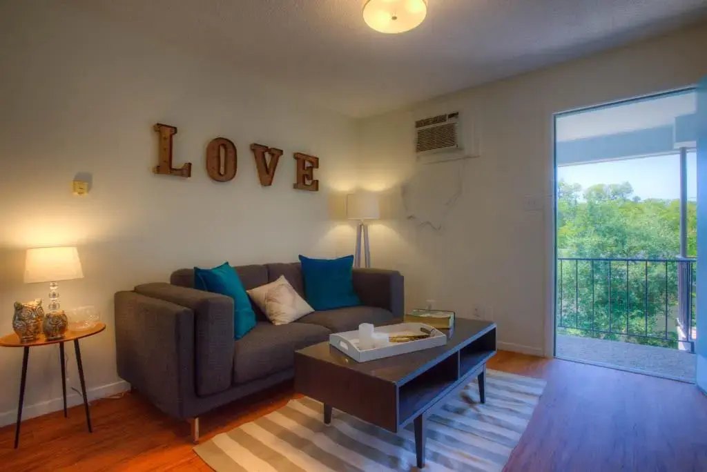 302 E 34th Street 104, Austin
