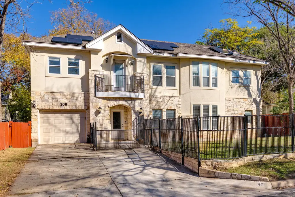 108 E 46th Street, Austin