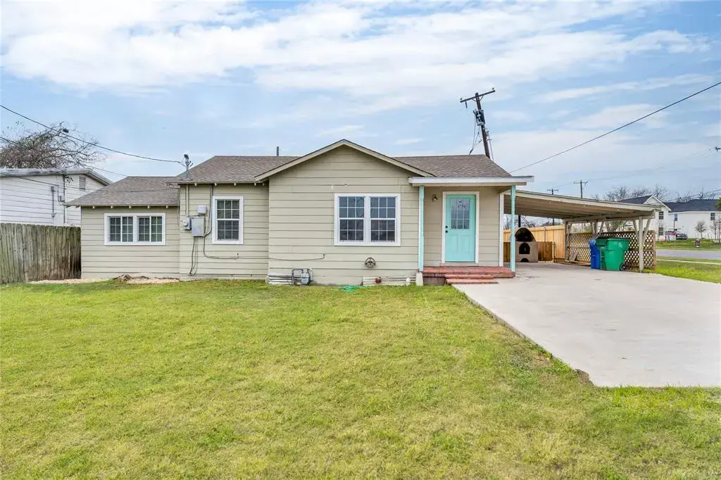 117 Travis Street, Taylor
