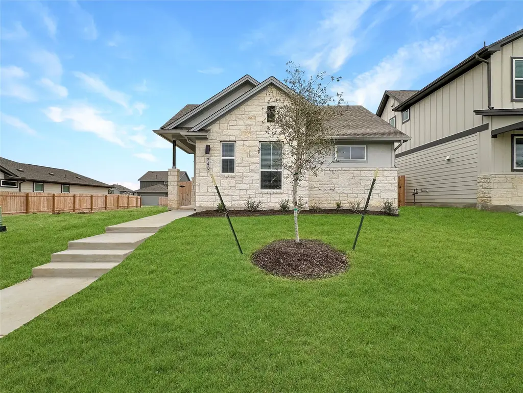 249 Porter Country Parkway, Buda