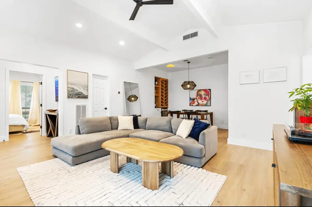 433 Towne Park Trail, Austin