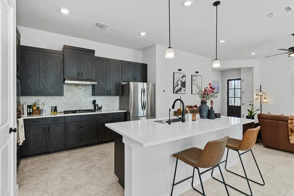972 Leaning Oak Lane, Georgetown