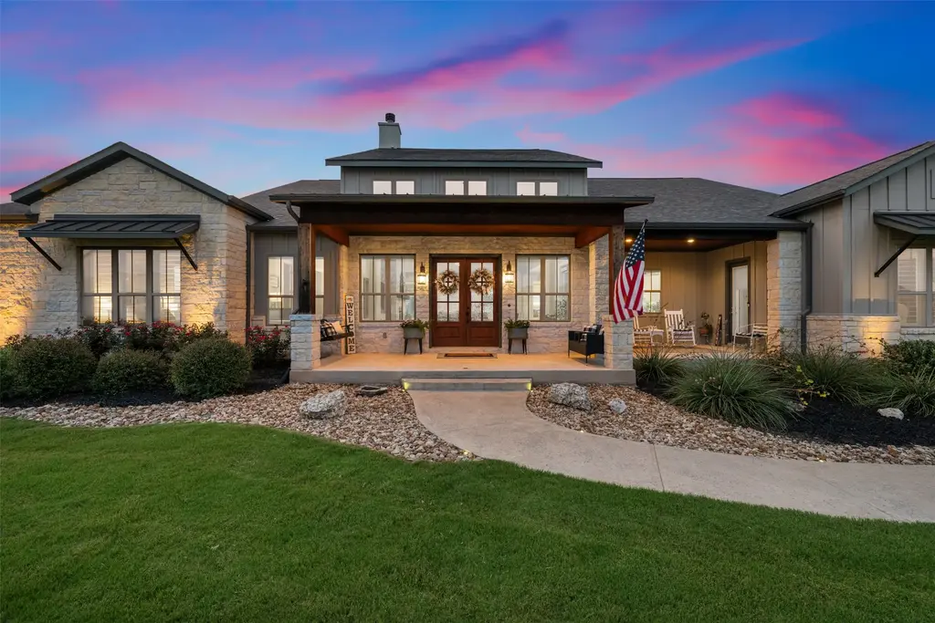 340 Bold Sundown, Liberty Hill