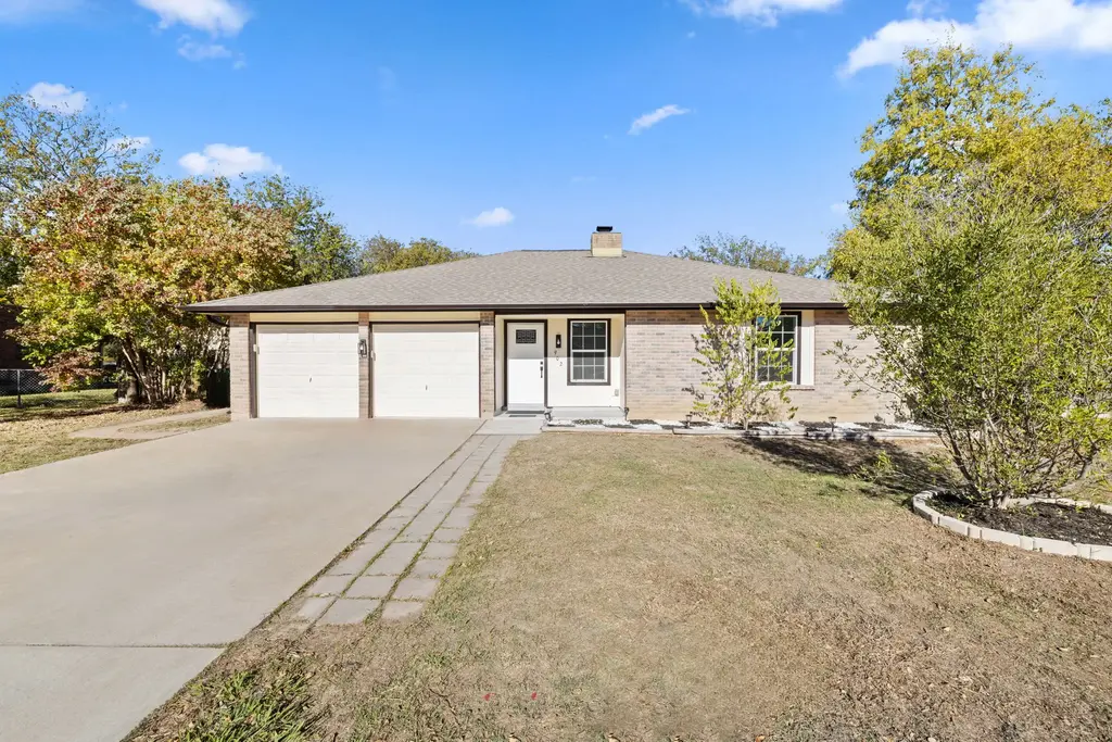 902 Virginia Drive, Round Rock