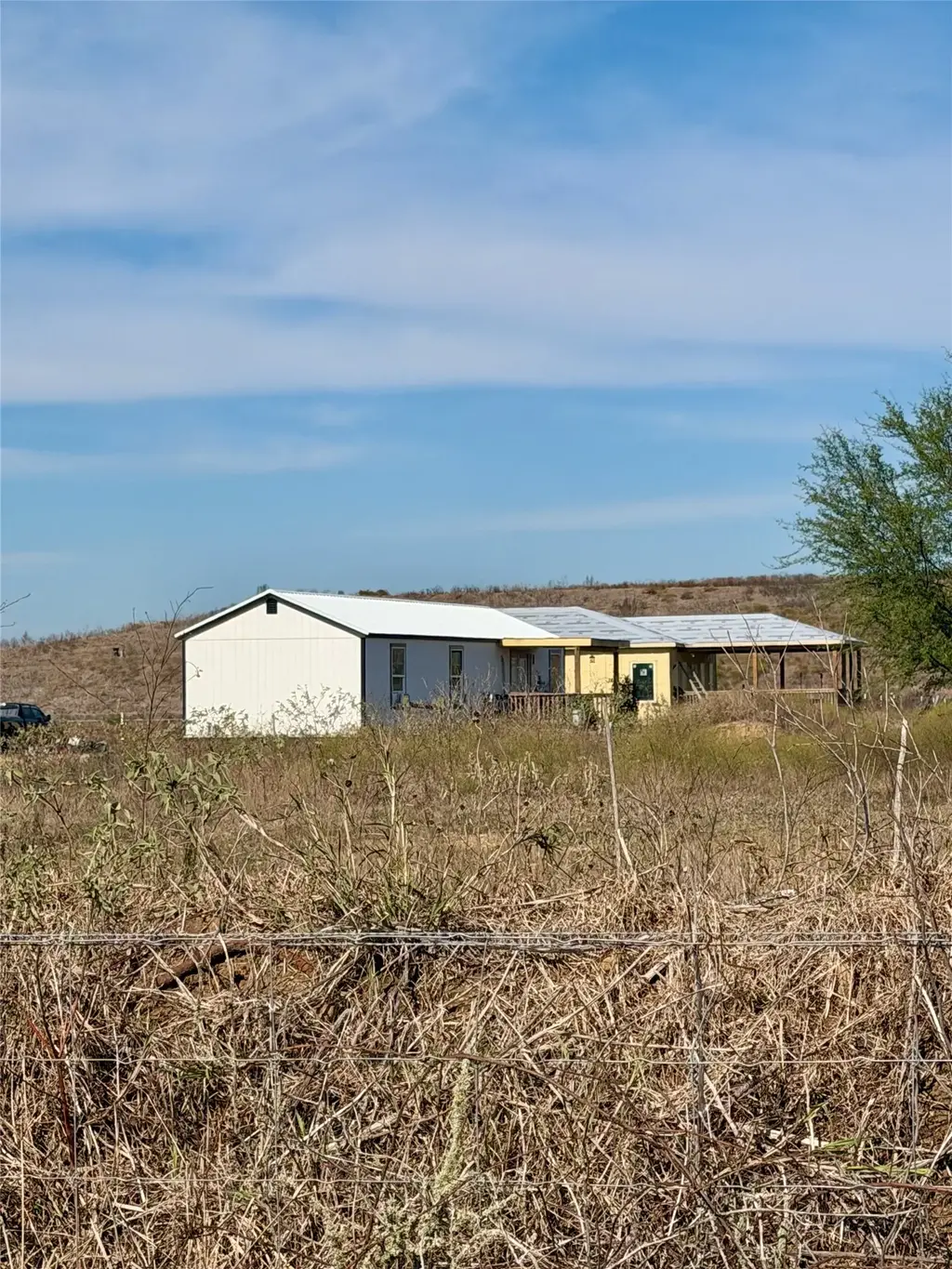 2051 County Road 102, Columbus
