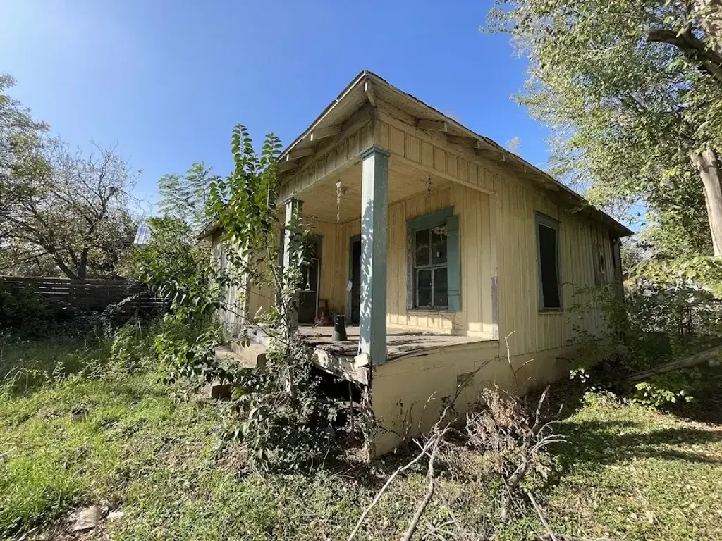 3206 E 16th Street, Austin