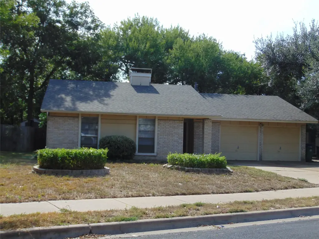 10301 Ray Avenue, Austin