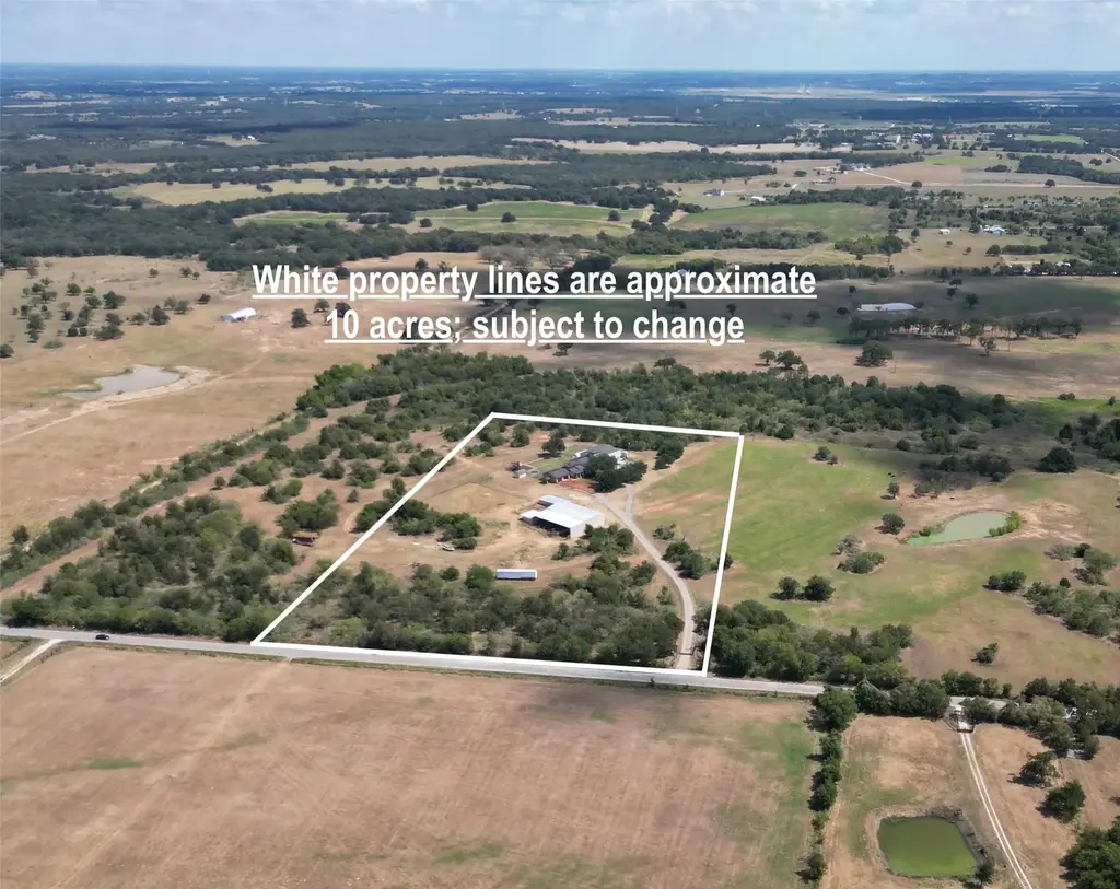 1124 County Road 301, Elgin