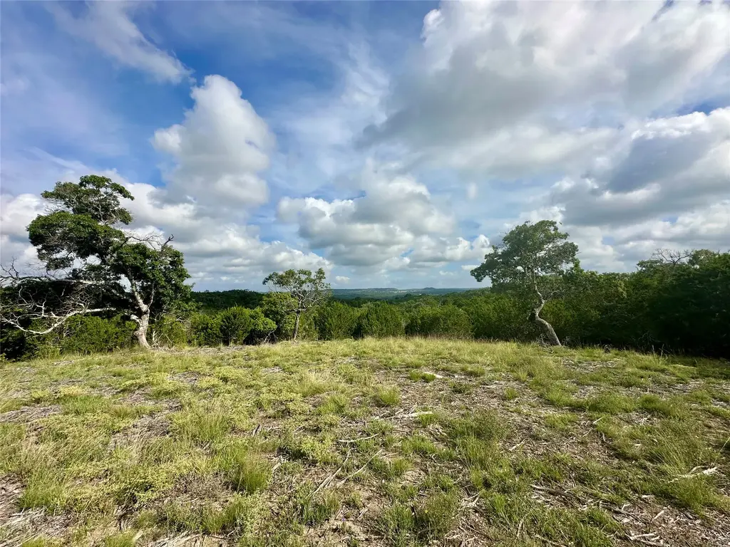 1200 Lipan Apache Run, Blanco