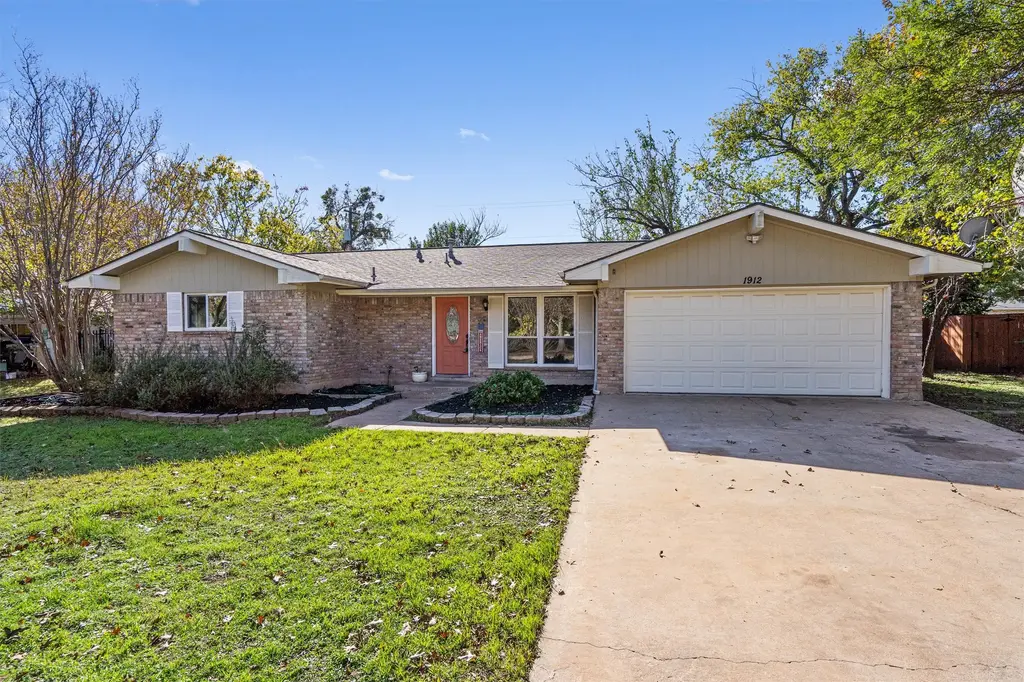 1912 Terry Lane, Georgetown