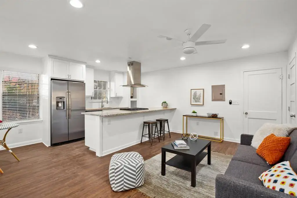 301 E 33rd Street 3, Austin