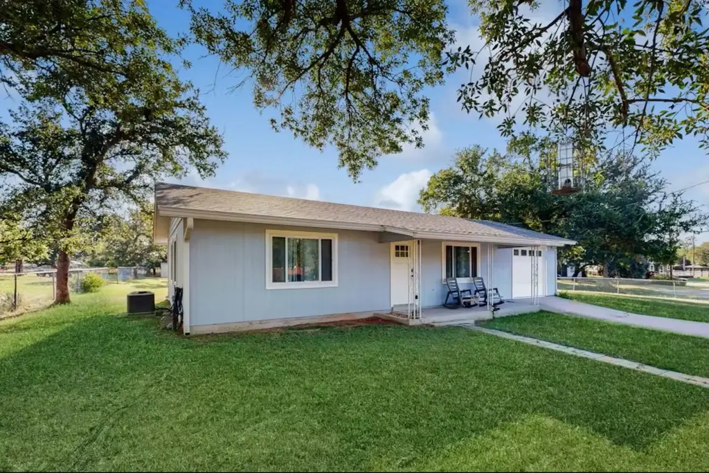 2102 Belaire Drive, Granite Shoals
