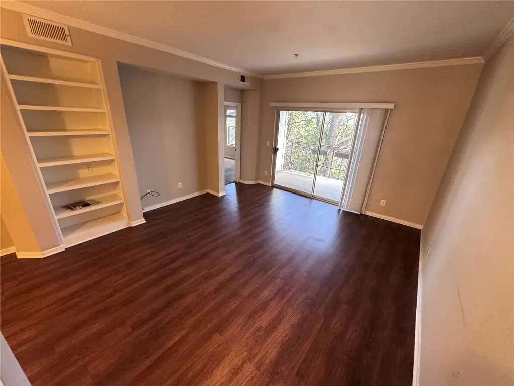 6000 Shepherd Mountain Cove 513, Austin