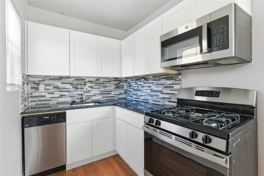 204 E 30th Street 201, Austin