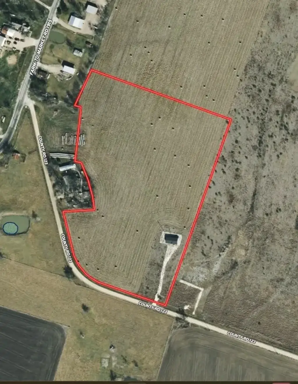 366 County Road 123, Buckholts