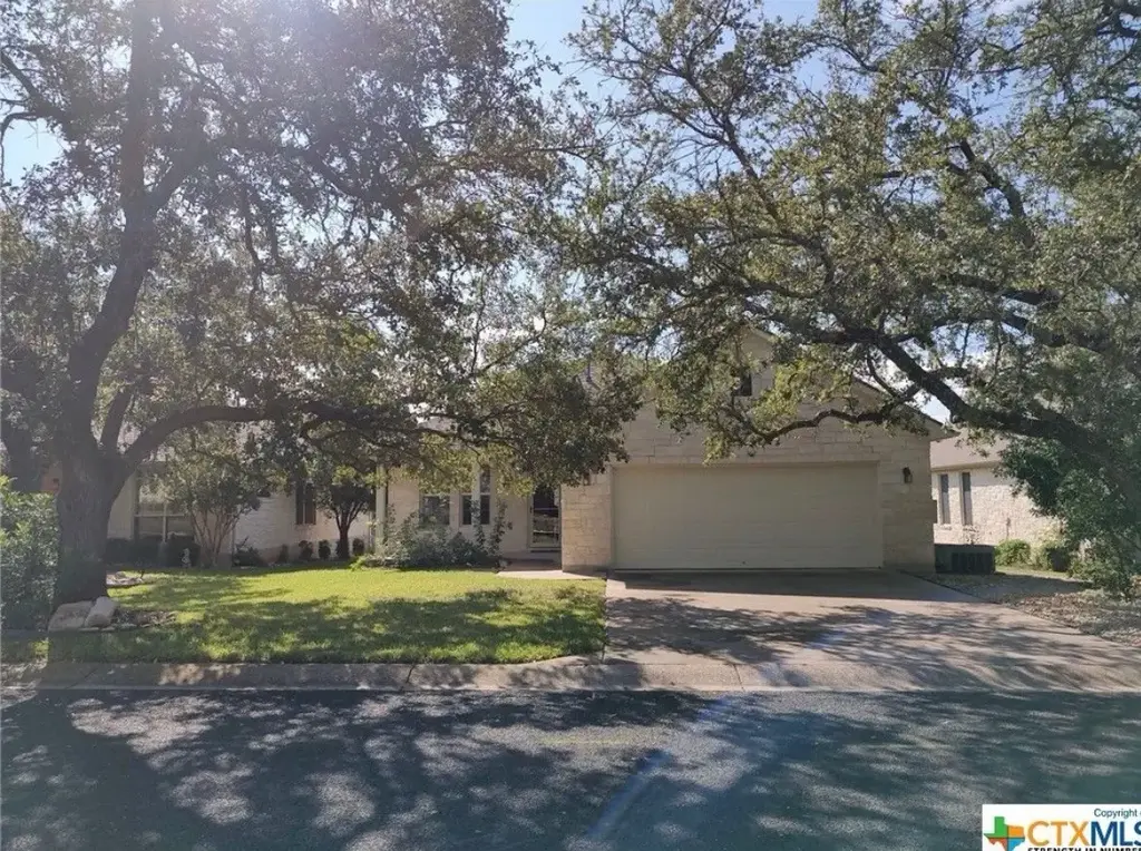 105 Sabine Drive, Georgetown