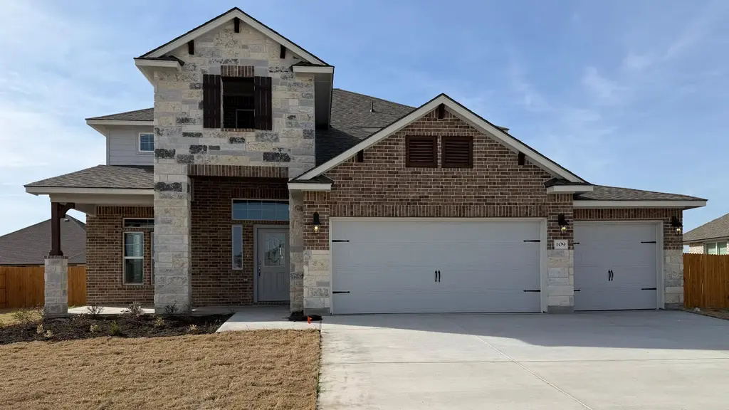 109 Megan Trail, Thorndale