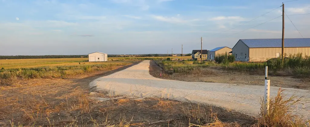 3001 Dolphin Drive, Coupland