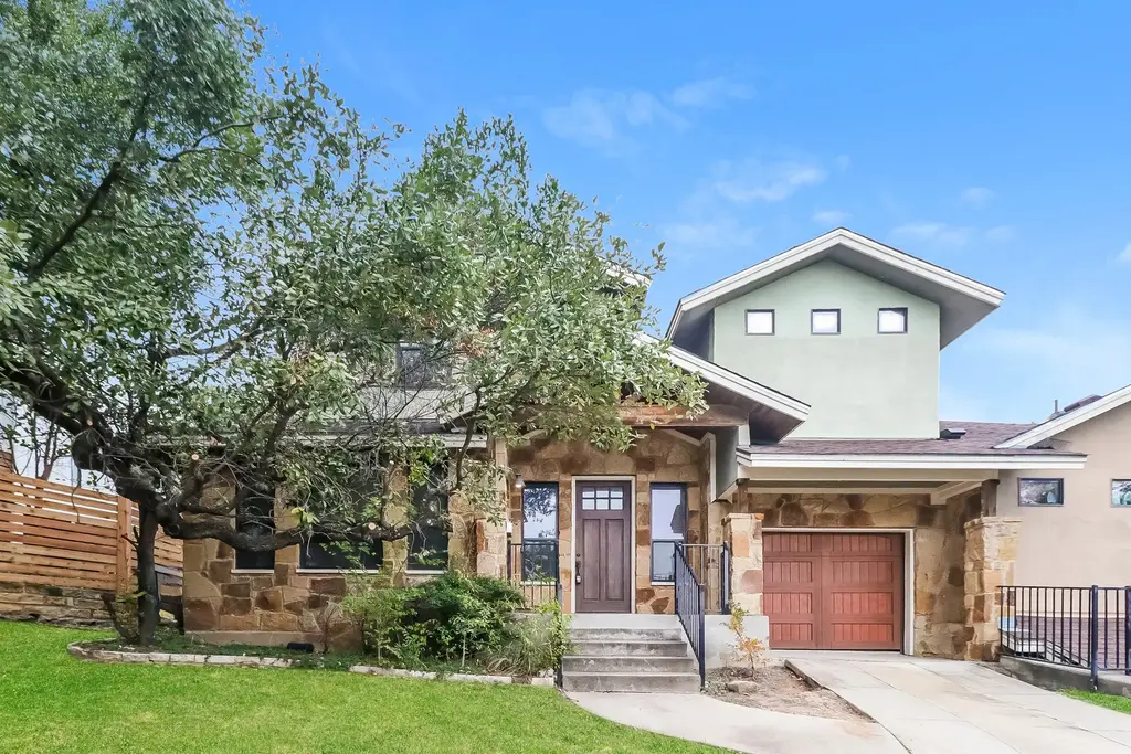 1212 Woodland Avenue A, Austin