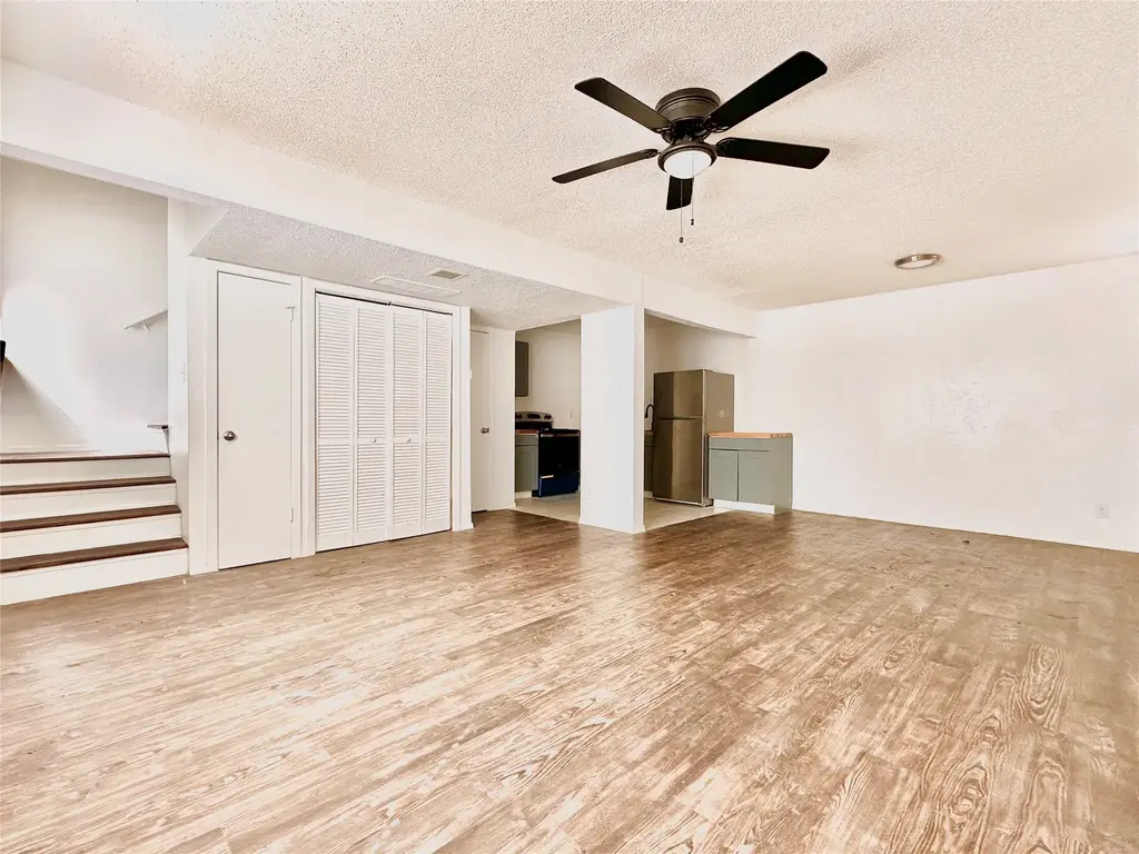 1908 Hearthstone Drive 102, Austin