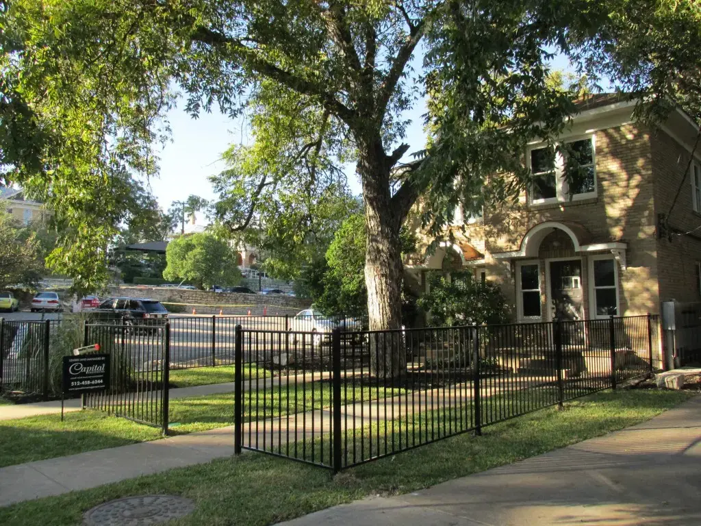 506 W 7th Street B, Austin