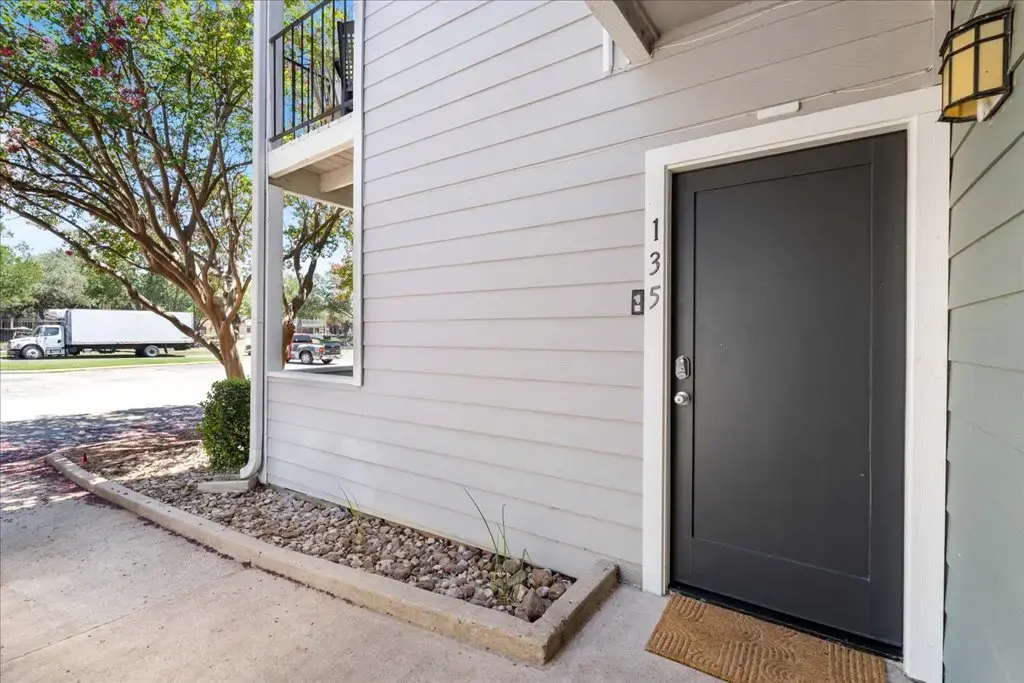 12166 Metric Boulevard 135, Austin