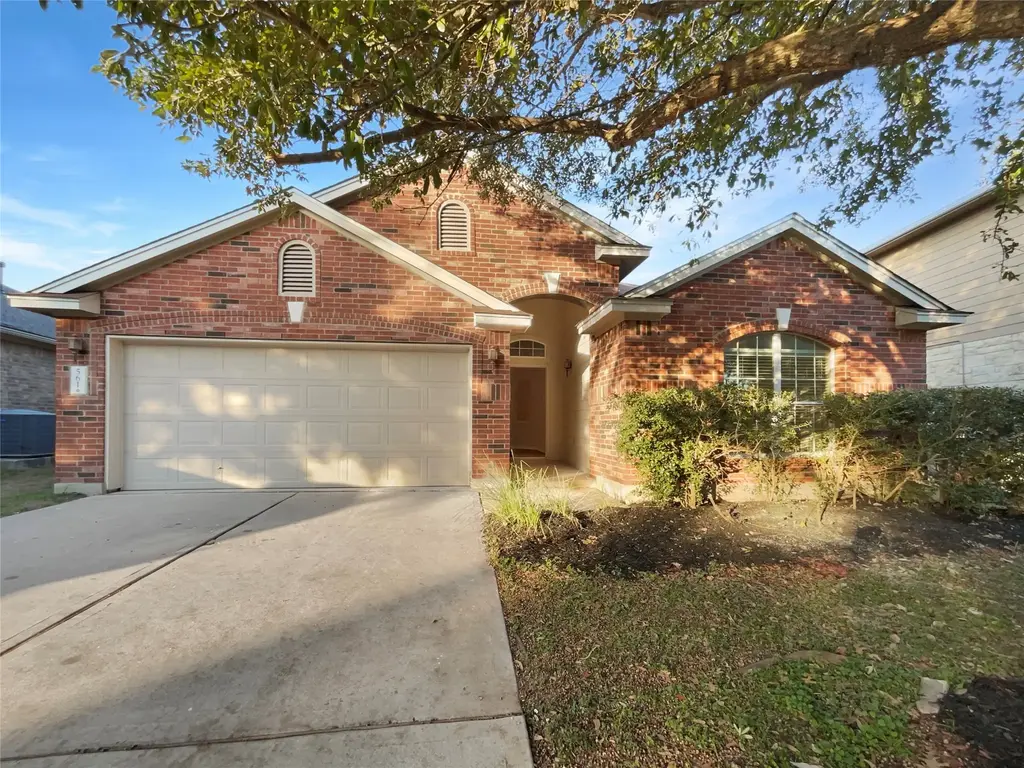 561 Bayou Bend Drive, Buda