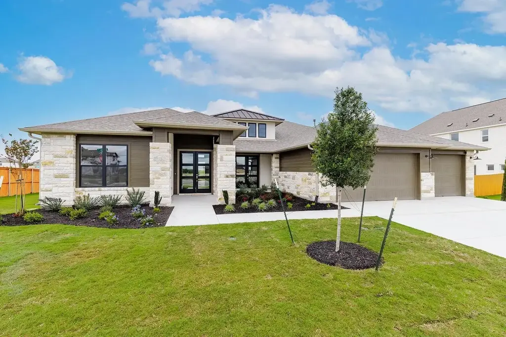 201 Clancy Drive, Liberty Hill