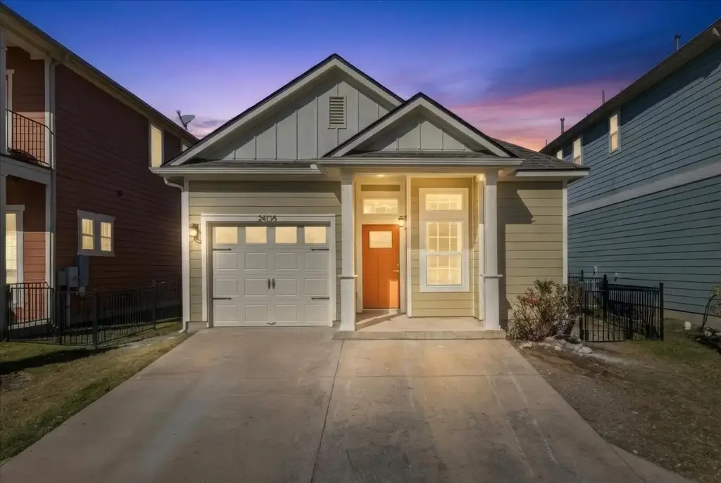 2408 Vintage Stave Road 101, Austin