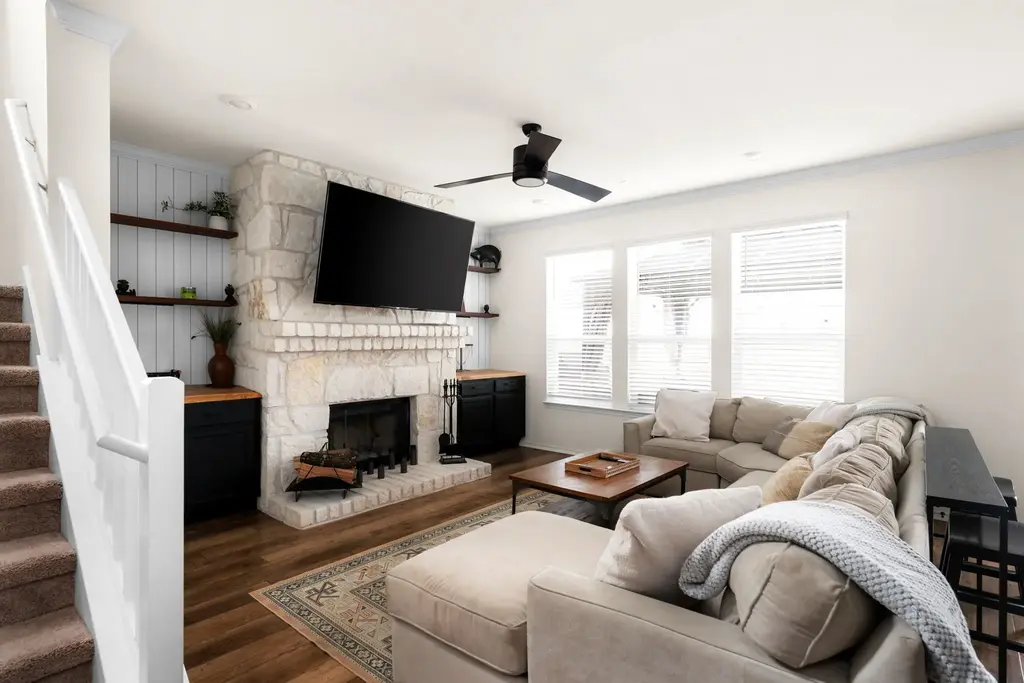 7810 Song Sparrow Drive 2, Austin