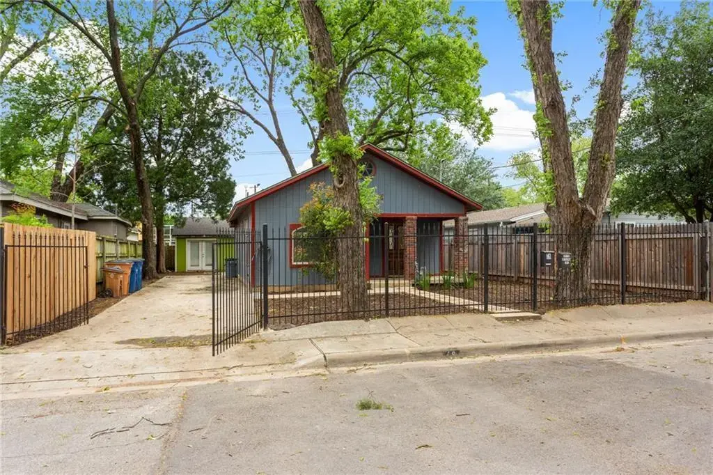 74 Julius Street, Austin