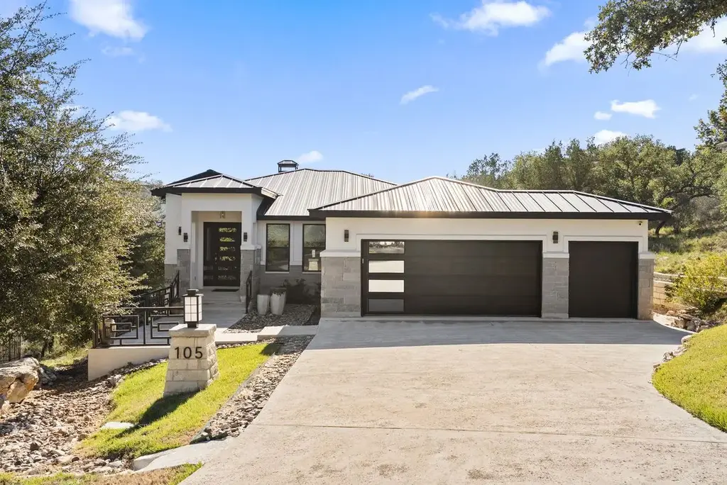 105 Golden Eagle, Horseshoe Bay