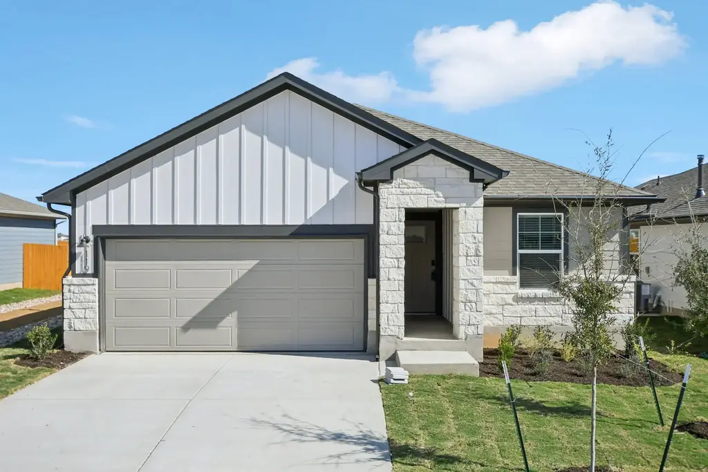 119 Holmby Drive, Hutto